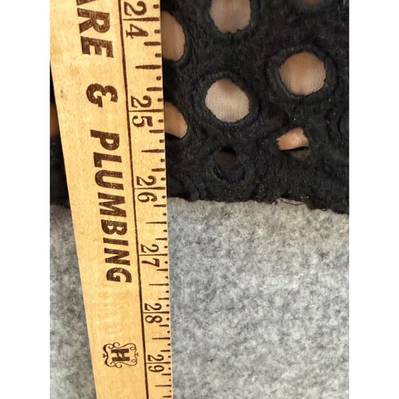 Coldwater Creek Black Eyelet Short Sleeve Cut-Out Blouse Women's Size XL/16 - Picture 9 of 9